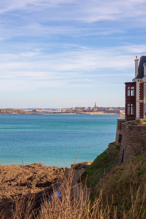 splendid-belle-epoque-house-in-dinard-brittany-france